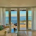 Апартаменты Smaragd - Saphir - Luxury With Shared Pool Макарска