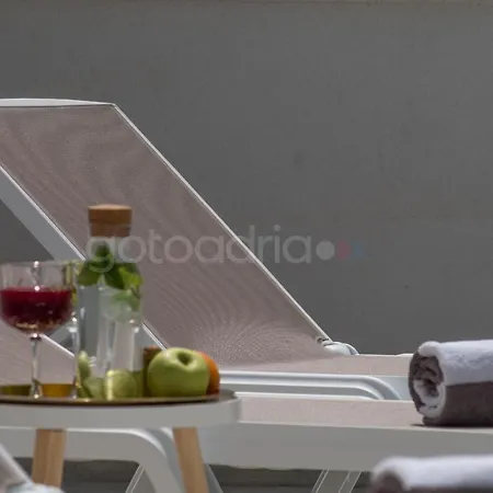 Smaragd - Saphir - Luxury With Shared Pool *