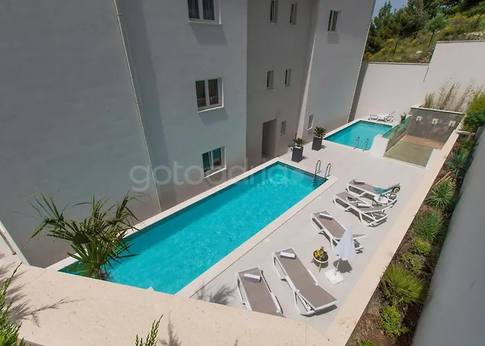 Smaragd - Saphir - Luxury With Shared Pool *