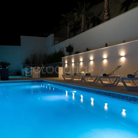Smaragd - Saphir - Luxury With Shared Pool * Makarska
