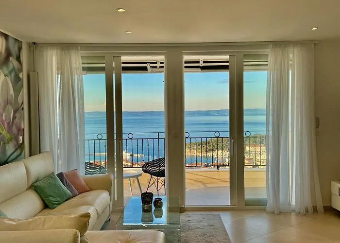 Appartement Smaragd - Saphir - Luxury With Shared Pool Makarska